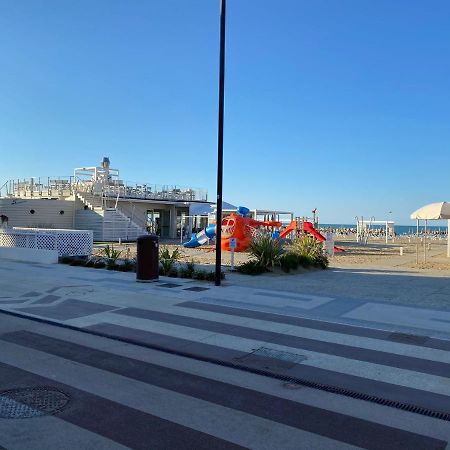 里米尼Casa Vicino Al Mare别墅 外观 照片